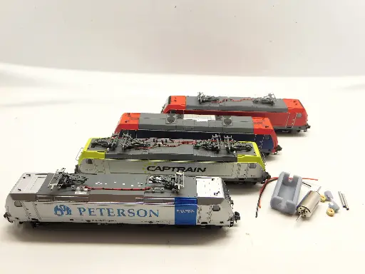 [NA051C] Arnold BR 146, BR 147, BR 185, BR 186, BR 246, BR 253, BR 285, BR 487, E186, E483,  Re 187, Re 484, Re 486, TRAXX, Reeks 28 (BLS, Captrain, Cargo Net, Comsa, DB, Railion, DB Schenker, EBS, Euro Cargo Rail, FS, ITL, Linea, Lineas, Lotus, Metronom, NMBS, NOB, NS, Peterson Rail, Press, Regiojet, Renfe, Rhenus, SBB, SNCF, SRT, Veolia, WLC, WLE)