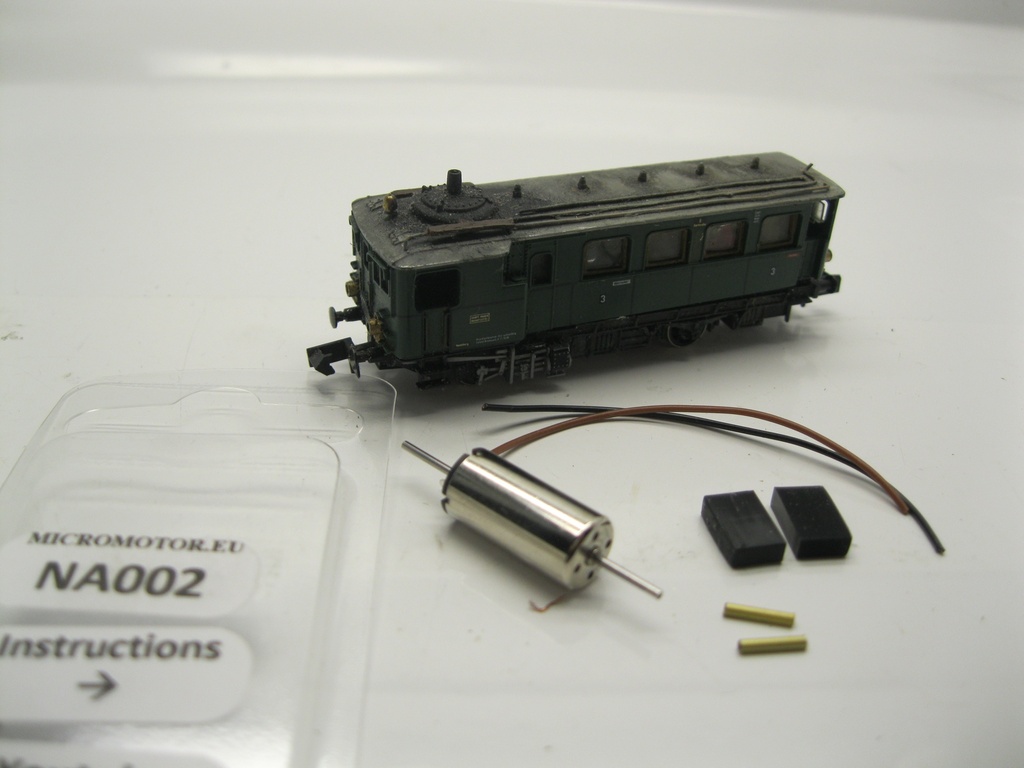 NA002-1.jpg