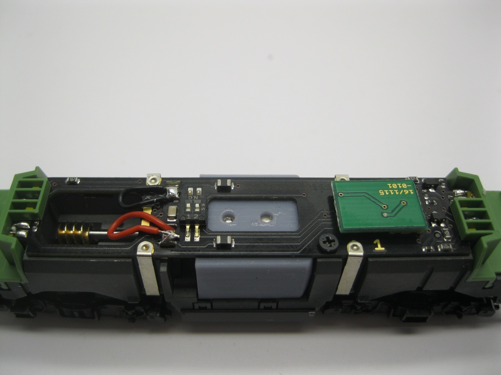 NF032C-4.jpg