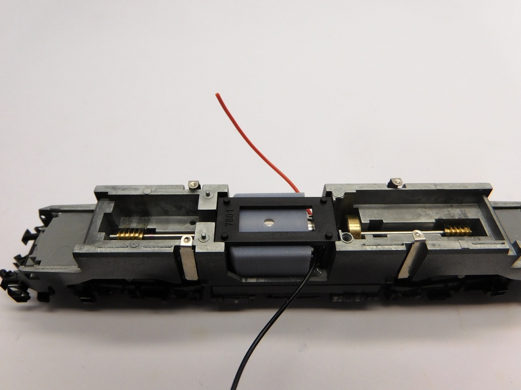 NF050C-2.jpg