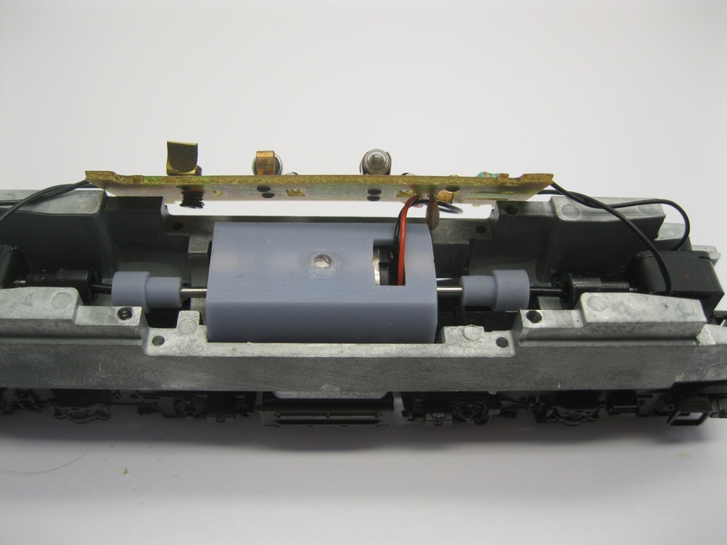 HR002C-2.jpg