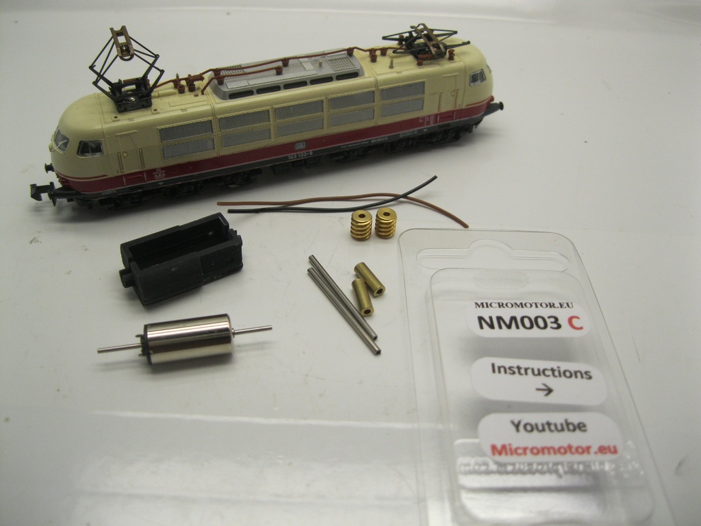 Minitrix BR103, BR151