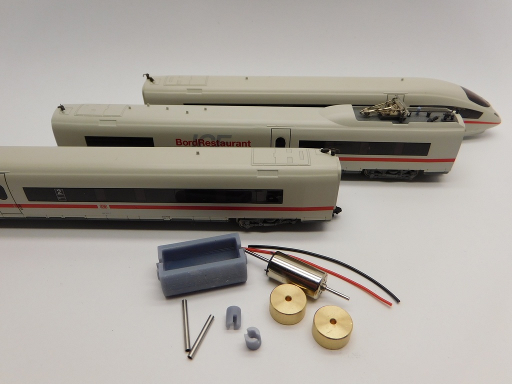 Minitrix ICE 3, BR 406